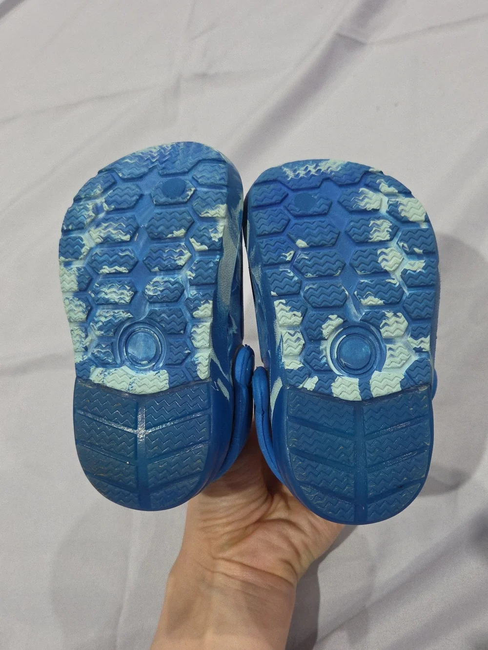 Carter's Light Up Blue Slip-On Clogs, Size 4 Toddler